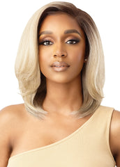 Lace Front Wig ARA by Outre