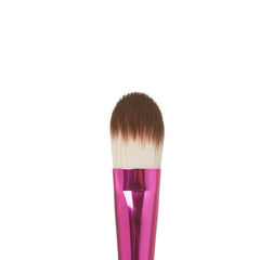 Foundation Makeup Brush by Ruby Kiss